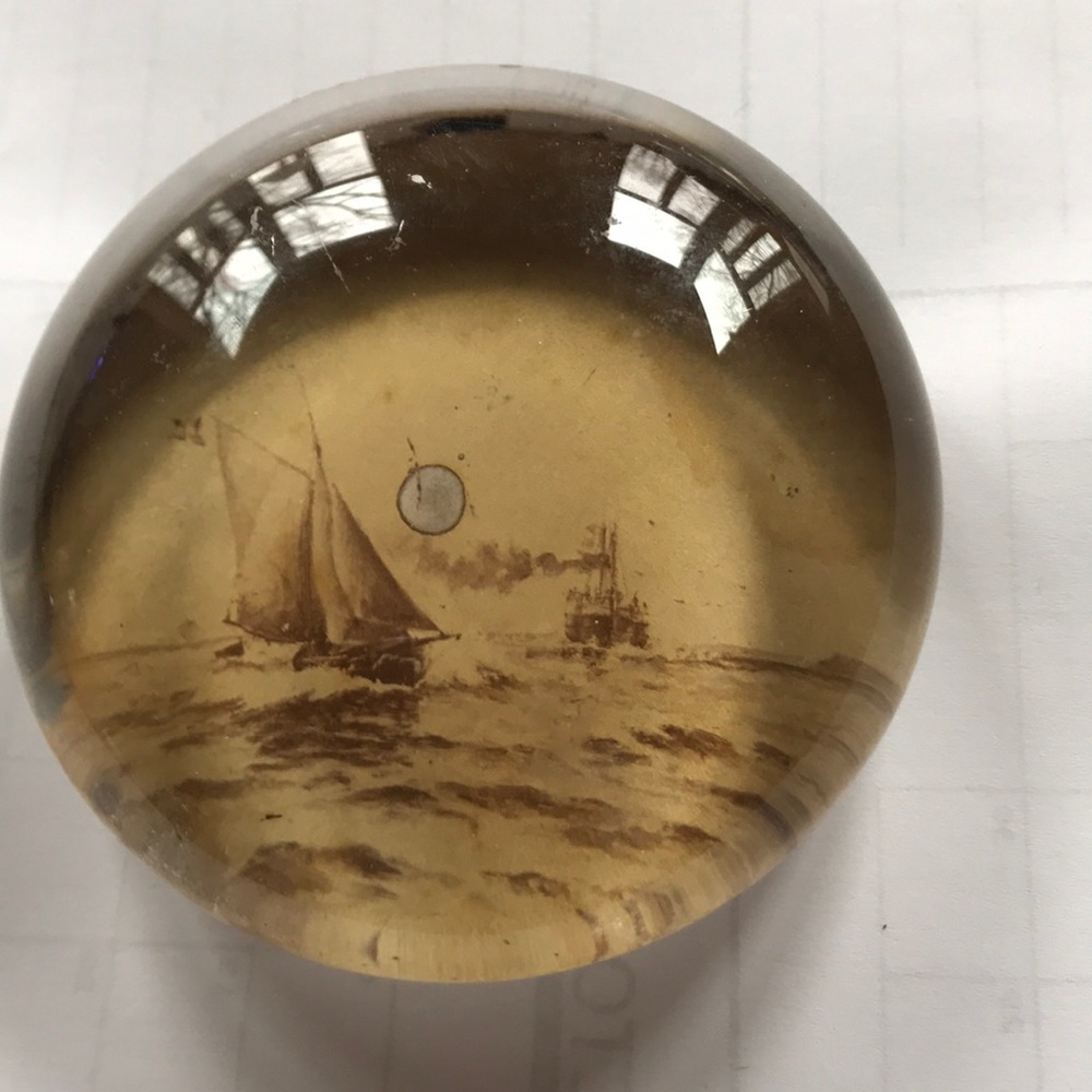 Paperweight